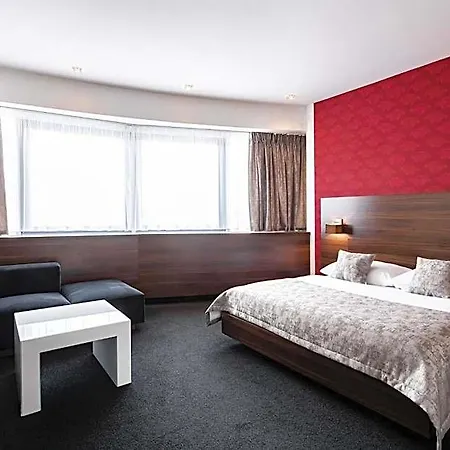Hotel Tempus Club Garni Pressburg